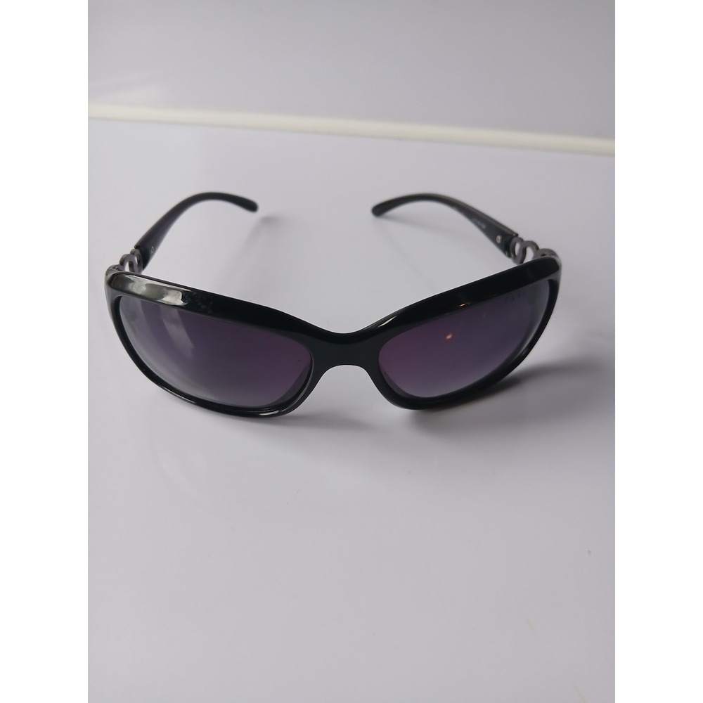 Farenheit Black Rectangular Sunglasses with Silver Interlocking Ring Detail
